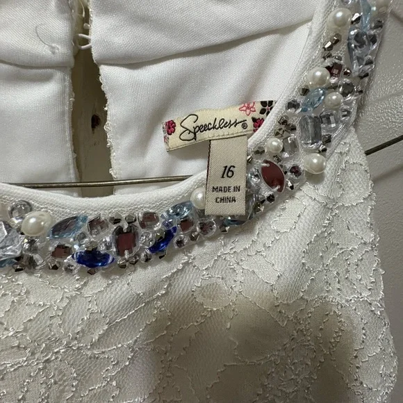 Floral Blue and White Kids Dress​ - Picture 2 of 4